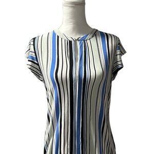 Liz Claiborne White, Blue, and Green Short Sleeve Blouse. Size‎ Small